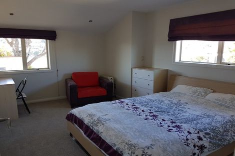 Photo of property in 77 Seaview Road, Paremata, Porirua, 5024