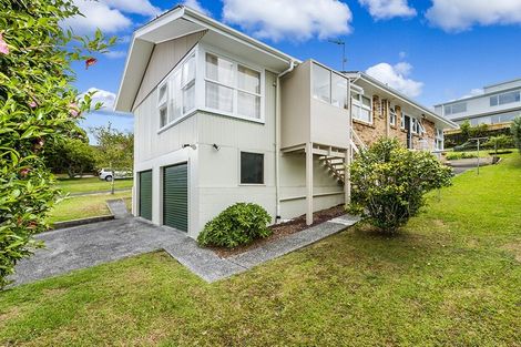 Photo of property in 73 Lynden Avenue, Hillcrest, Auckland, 0627