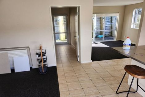 Photo of property in 14a Freeling Street, Island Bay, Wellington, 6023