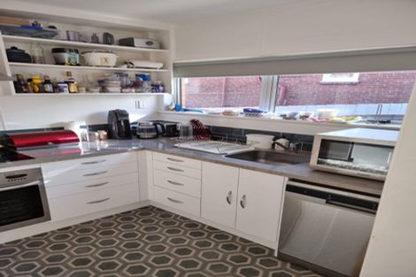 Photo of property in 16 Elliot Street, Andersons Bay, Dunedin, 9013