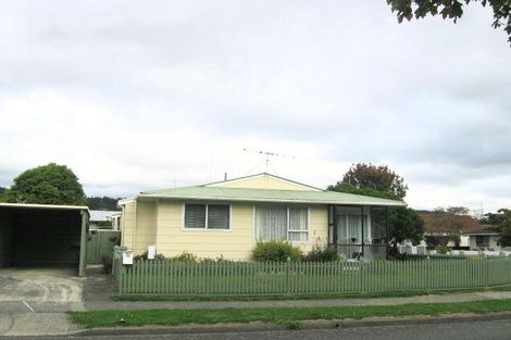 Photo of property in 1/12 Clouston Park Road, Ebdentown, Upper Hutt, 5018