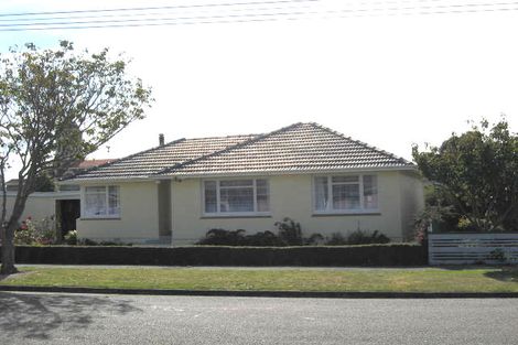 Photo of property in 13 Rugby Street, Waimate, 7924