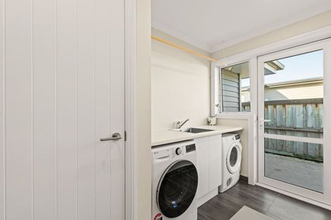 Photo of property in 56 Watkins Drive, Rangiora, 7400