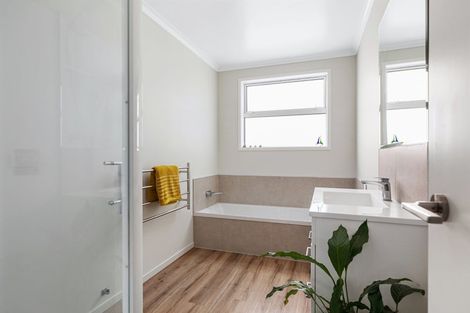 Photo of property in 11a La Cumbre Close, Bethlehem, Tauranga, 3110