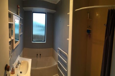 Photo of property in 26 Colombo Road, Waiuku, 2123