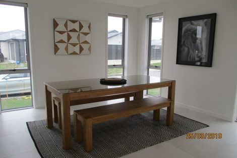 Photo of property in 3 Taioma Close, Papamoa, 3118