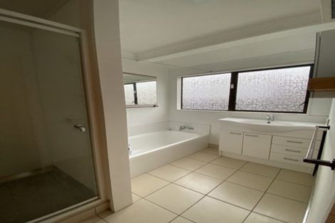 Photo of property in 2/8 Duart Road, Havelock North, 4130