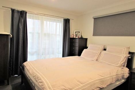 Photo of property in 26 Mooring Close, Whitby, Porirua, 5024
