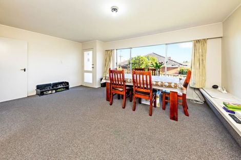 Photo of property in 1/30 Coles Crescent, Papakura, 2110