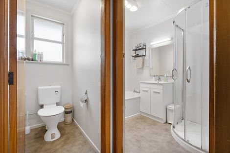 Photo of property in 9 Ellesmere Crescent, Highbury, Palmerston North, 4412