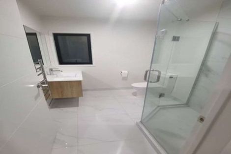 Photo of property in 15a William Avenue, Manurewa, Auckland, 2102