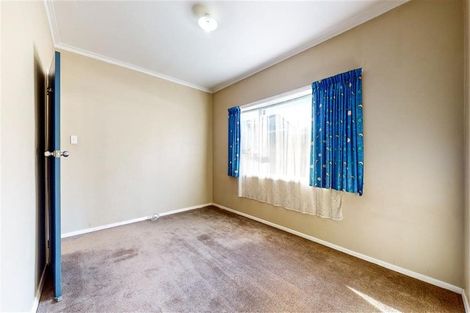 Photo of property in 2/13 Faulke Avenue, Wainuiomata, Lower Hutt, 5014