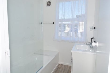 Photo of property in 36 Brown Street, Strathern, Invercargill, 9812