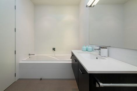 Photo of property in 103a Kowhai Road, Mairangi Bay, Auckland, 0630