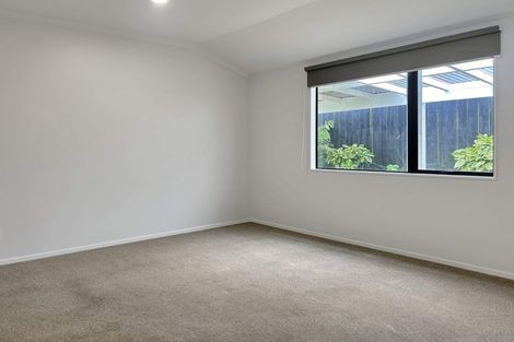 Photo of property in 121 Queens Road, Waikanae Beach, Waikanae, 5036