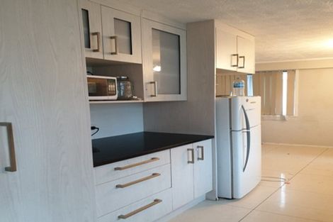 Photo of property in 375 Roscommon Road, Clendon Park, Auckland, 2103