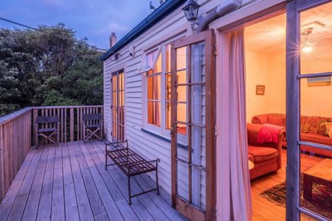 Photo of property in 76 Sidlaw Street, Strathmore Park, Wellington, 6022