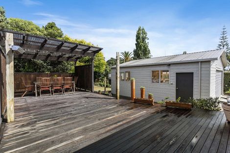 Photo of property in 136 Lynwood Road, New Lynn, Auckland, 0600