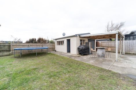 Photo of property in 11 Paradise Place, Milson, Palmerston North, 4414