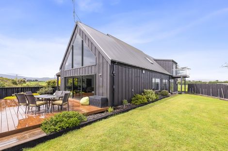Photo of property in 42 Pukenamu Road, Te Horo, Otaki, 5581