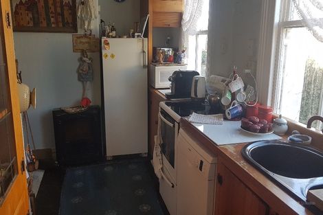 Photo of property in 14 Exeter Street, Waimate, 7924