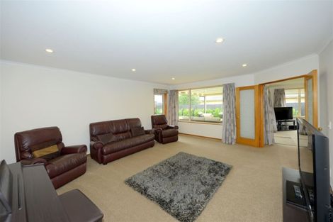 Photo of property in 107 Kotuku Crescent, Woolston, Christchurch, 8023