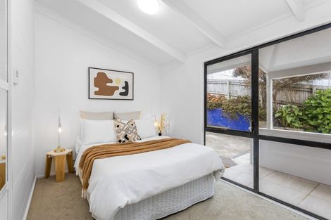 Photo of property in 2/88 Arran Road, Browns Bay, Auckland, 0630