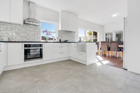 Photo of property in 40 Shirley Avenue, Papakura, 2110
