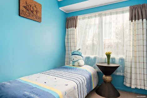 Photo of property in 66a Parrs Cross Road, Henderson, Auckland, 0612