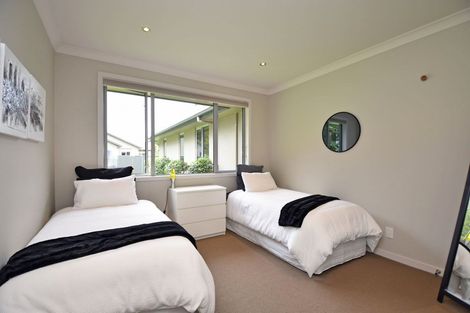 Photo of property in 47 Matua Grove, Otatara, Invercargill, 9879