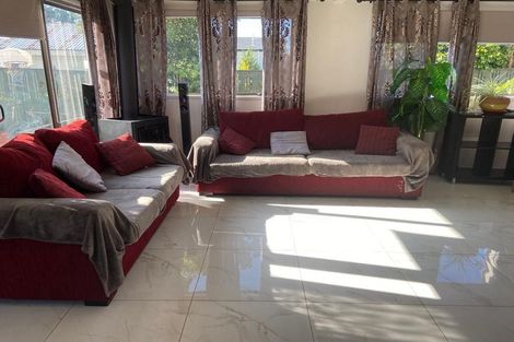 Photo of property in 1/15 Roseberry Avenue, Birkenhead, Auckland, 0626