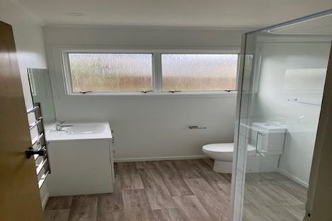 Photo of property in 3 Tiraumea Street, Palmerston North, 4410