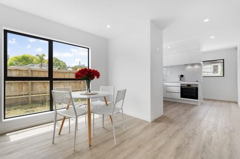 Photo of property in 89a Oreil Avenue, West Harbour, Auckland, 0618