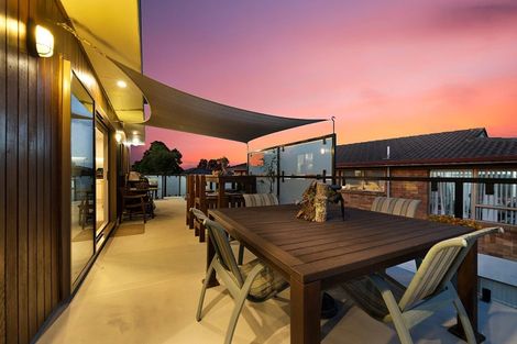 Photo of property in 180 Royal Road, Massey, Auckland, 0614