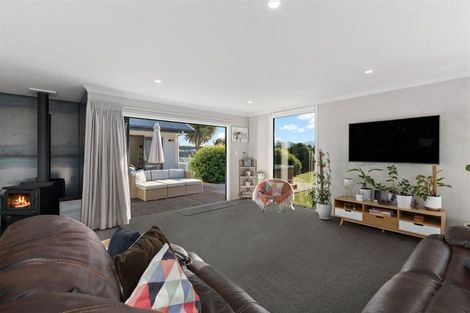 Photo of property in 54 Charles Court, Lake Hawea, Wanaka, 9382