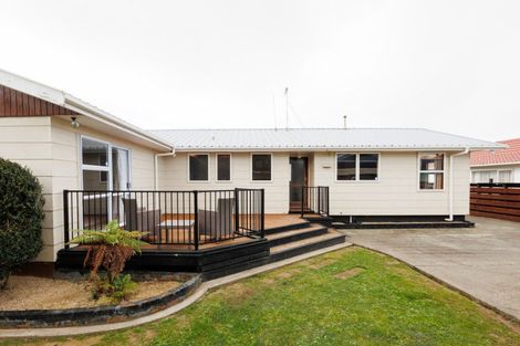 Photo of property in 39 Somerset Crescent, Highbury, Palmerston North, 4412