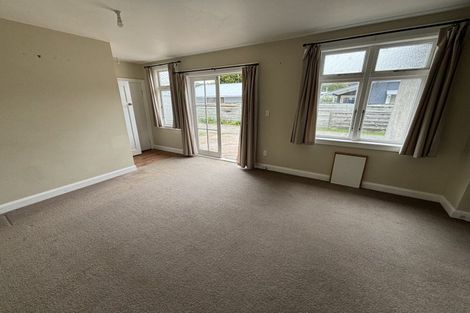 Photo of property in 11 Karaka Street, Hokowhitu, Palmerston North, 4410