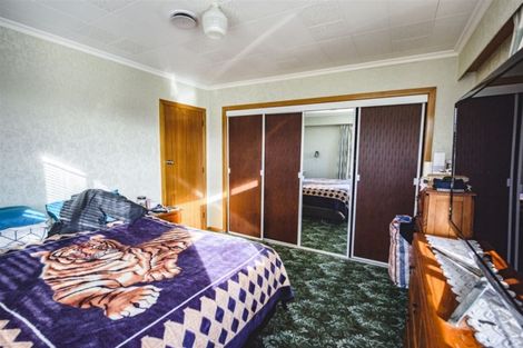 Photo of property in 39 Lowestoft Street, Balclutha, 9230