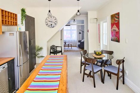 Photo of property in 6 Porritt Avenue, Mount Victoria, Wellington, 6011