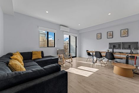 Photo of property in 9d Epping Road, Henderson, Auckland, 0610