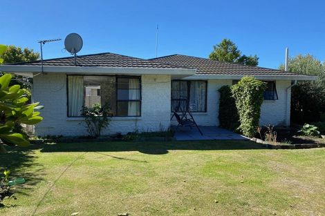 Photo of property in 2/37 Karnak Crescent, Russley, Christchurch, 8042