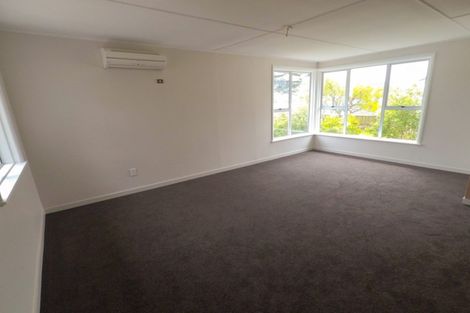 Photo of property in 38 Taylor Terrace, Tawa, Wellington, 5028