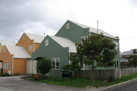 Photo of property in 3 Blumhardt Place, Avondale, Auckland, 1026