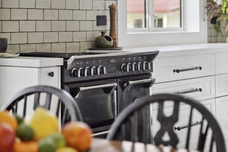 Photo of property in 6 Ray Street, Cromwell, 9310