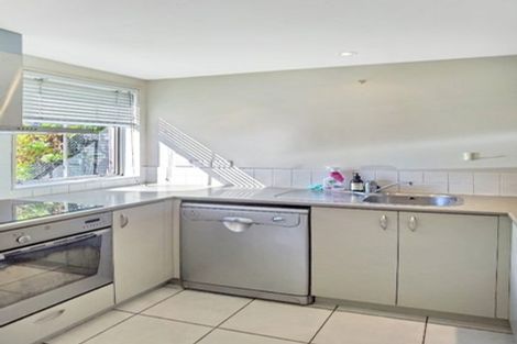 Photo of property in 15 Opito Way, East Tamaki, Auckland, 2013