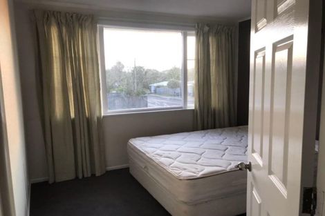 Photo of property in 7 Kiernan Place, Kelston, Auckland, 0602