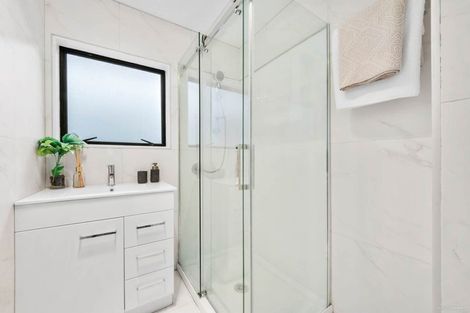 Photo of property in 76 Gallony Avenue, Massey, Auckland, 0614