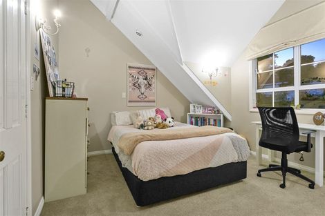 Photo of property in 1/48 Seaton Road, Murrays Bay, Auckland, 0630