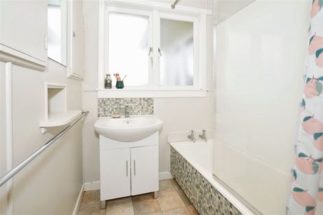 Photo of property in 308 Clarkin Road, Fairfield, Hamilton, 3214