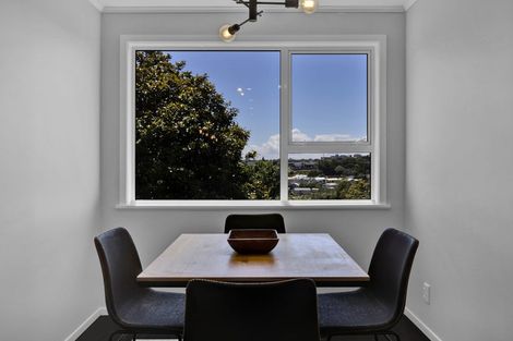 Photo of property in 31 Clearmont Crescent, Blagdon, New Plymouth, 4310